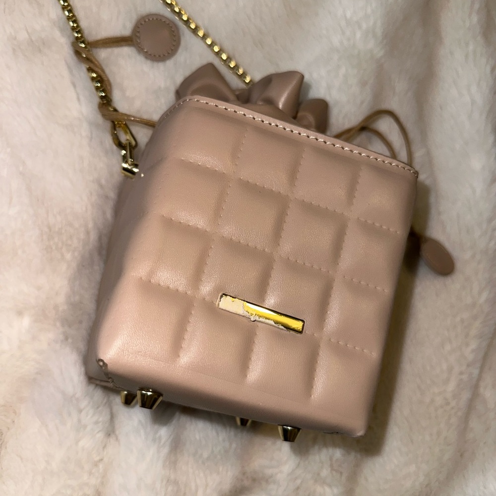 Cute little square bucket bag